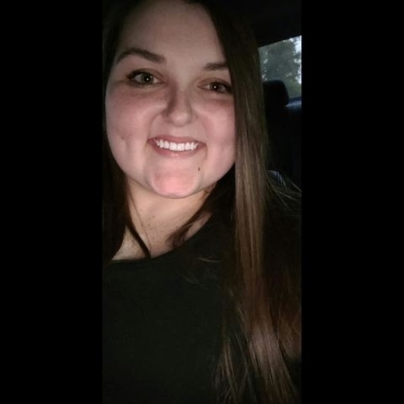 Meet your Posher, Jobeth - Picture 1 of 1